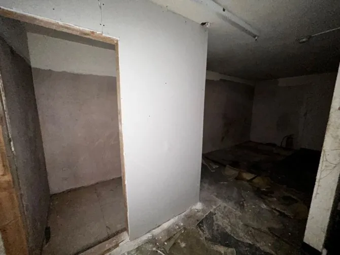 Property for Auction in London - 196 High Street, Barnet, Hertfordshire