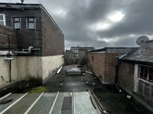 Property for Auction in London - 196 High Street, Barnet, Hertfordshire