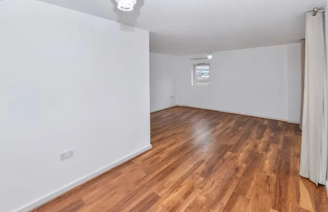 Property for Auction in London - 32 Triumph House, Manor House Drive, Coventry, West Midlands