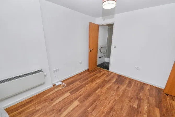 Property for Auction in London - 32 Triumph House, Manor House Drive, Coventry, West Midlands