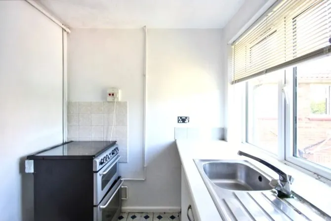 Property for Auction in London - 54 Penn Drive, Denham, Uxbridge, Middlesex