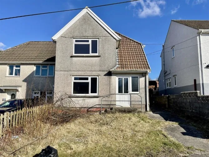 Property for Auction in London - 25 Crescent Road, Gwaun Cae Gurwen, Ammanford, Dyfed