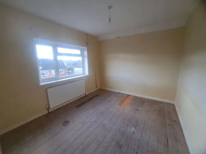 Property for Auction in London - 25 Crescent Road, Gwaun Cae Gurwen, Ammanford, Dyfed