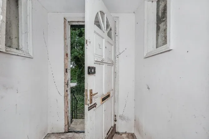 Property for Auction in London - Willow Trees, Bilsington, Ashford, Kent