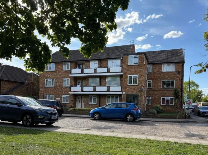 Property for Auction in London - 4 Westglade Court, Woodgrange Close, Harrow, Middlesex