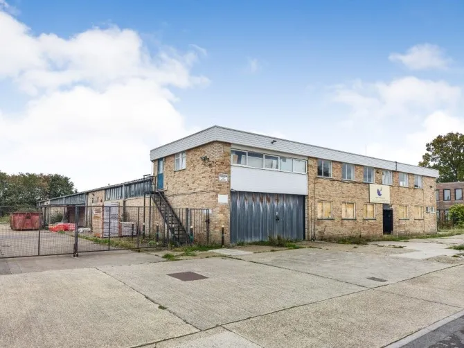 Property for Auction in London - 2-3 Westminster Road, Wareham, Dorset