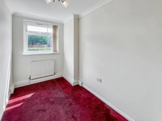Property for Auction in London - 13 Amberley Court, Sidcup, Kent