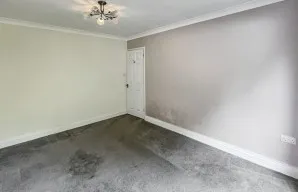 Property for Auction in London - 13 Amberley Court, Sidcup, Kent