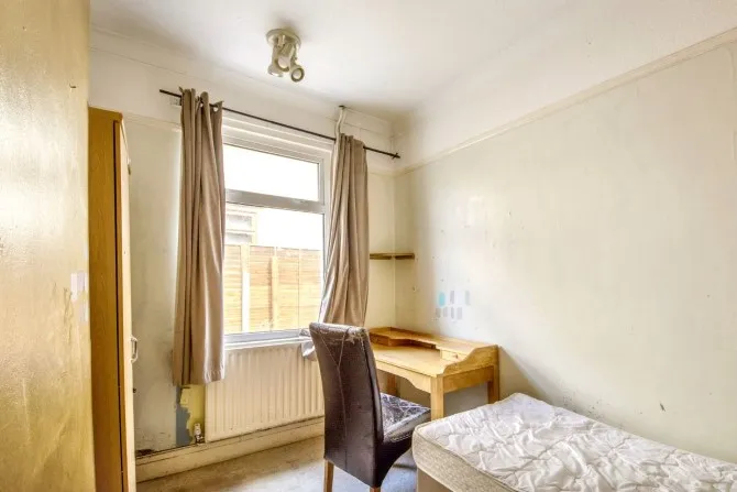 Property for Auction in London - 46 Elmstead Road, Colchester, Essex