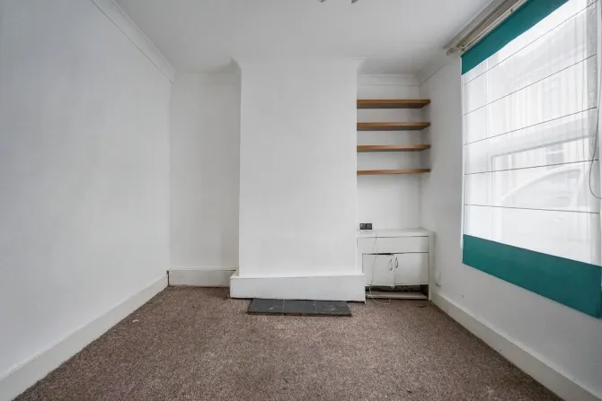 Property for Auction in London - 20 Southill Road, Chatham, Kent