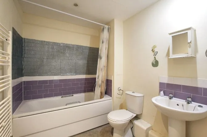 Property for Auction in London - Flat 88 City View, Axon Place, Ilford, Essex