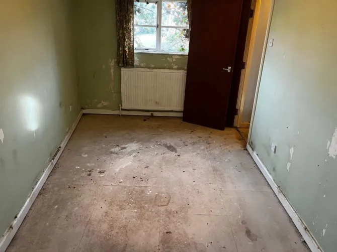 Property for Auction in London - 27 High Street, Baldock, Hertfordshire