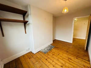 Property for Auction in London - 7A Blackheath Hill, Greenwich, London
