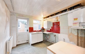 Property for Auction in London - 13 Rose Lane, Biggleswade, Bedfordshire