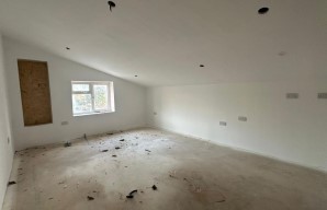 Property for Auction in London - 19 Portland Road, South Norwood, London