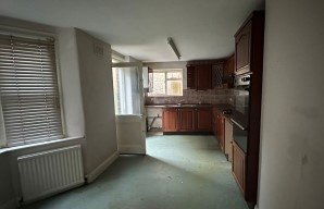 Property for Auction in London - 53 Browning Street, Southwark, London
