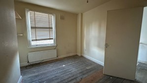 Property for Auction in London - 53 Browning Street, Southwark, London