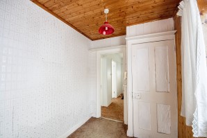 Property for Auction in London - 12 Southcourt Avenue, Leighton Buzzard, Bedfordshire