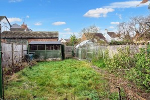 Property for Auction in London - 12 Southcourt Avenue, Leighton Buzzard, Bedfordshire