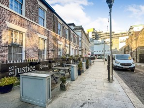 Property for Auction in London - 47 West Sunniside, Sunderland, Tyne and Wear