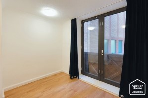 Property for Auction in London - Flat 1 Aldersgate Court, 30 Bartholomew Close, Barbican, London