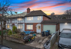 Property for Auction in London - 22 Rylandes Road, South Croydon, Surrey