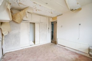 Property for Auction in London - 24 Briar Meads, Oadby, Leicester, Leicestershire