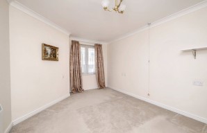 Property for Auction in London - Flat 18 Kingsley Court, Windsor Way, Aldershot, Hampshire