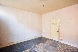 Property for Auction in London - 14 Cross Street, Skegness, Lincolnshire