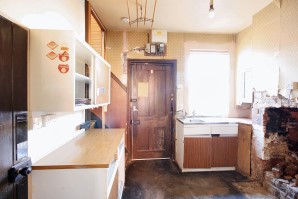 Property for Auction in London - 14 Cross Street, Skegness, Lincolnshire