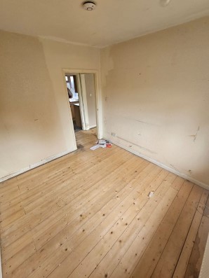 Property for Auction in London - 187 Iron Mill Lane, Crayford, Dartford, Kent