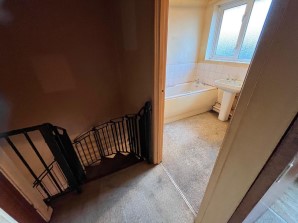 Property for Auction in London - 77 Somerville, Peterborough, Cambridgeshire