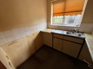 Property for Auction in London - 77 Somerville, Peterborough, Cambridgeshire