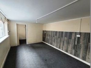 Property for Auction in London - Ground Floor, 282 Wellington Street, Grimsby, North East Lincolnshire
