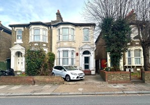 Property for Auction in London - Flat A, 161 Hither Green Lane, Lewisham, London