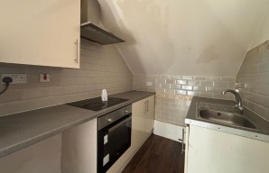 Property for Auction in London - Flat 11, 27 Biscot Road, Luton, Bedfordshire