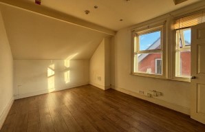 Property for Auction in London - Flat 11, 27 Biscot Road, Luton, Bedfordshire