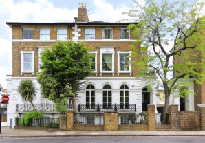 Property for Auction in London - Flat 1, 54 North Side Wandsworth Common, Wandsworth, London