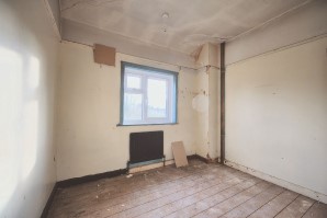 Property for Auction in London - 43 Innes Road, Horsham, West Sussex