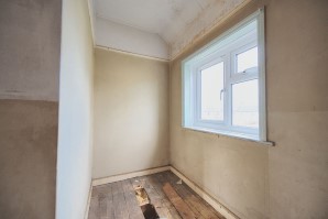 Property for Auction in London - 43 Innes Road, Horsham, West Sussex