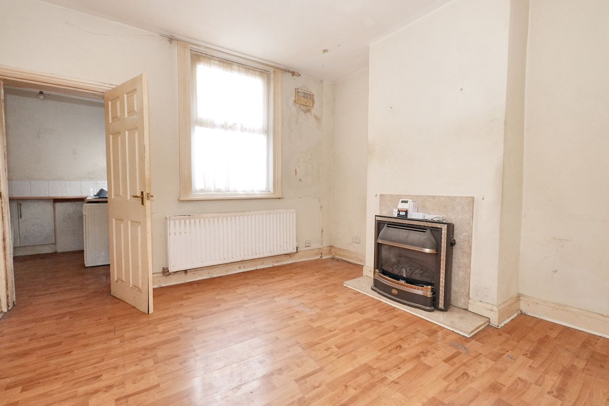 Greenway Road, Runcorn, Cheshire, WA7 5AF - Online Auctions