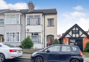 Property for Auction in London - 91 Shakespeare Drive, Westcliff-on-Sea, Essex