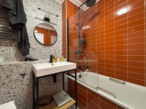 Property for Auction in London - Flat 110 Jubilee Heights, 1 Shoot Up Hill, Cricklewood, London