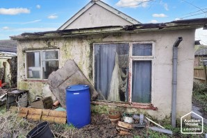 Property for Auction in London - 21 Tower Estate, Dymchurch, Romney Marsh, Kent