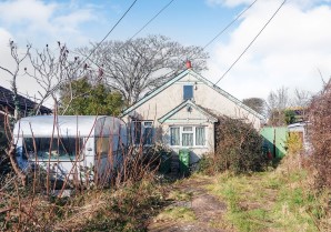 Property for Auction in London - 21 Tower Estate, Dymchurch, Romney Marsh, Kent