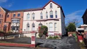 Property for Auction in London - Sandly Court, 39 Queens Road, Southport, Merseyside