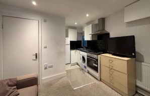 Property for Auction in London - Flat F, 71-73 Fernhead Road, Maida Vale, London