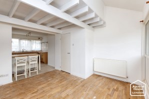Property for Auction in London - 7 Broadwater, Tinkers Bridge, Milton Keynes, Buckinghamshire