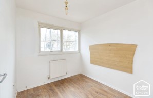 Property for Auction in London - 7 Broadwater, Tinkers Bridge, Milton Keynes, Buckinghamshire