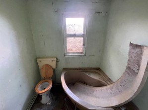 Property for Auction in London - 17 Elliott Street, Gravesend, Kent